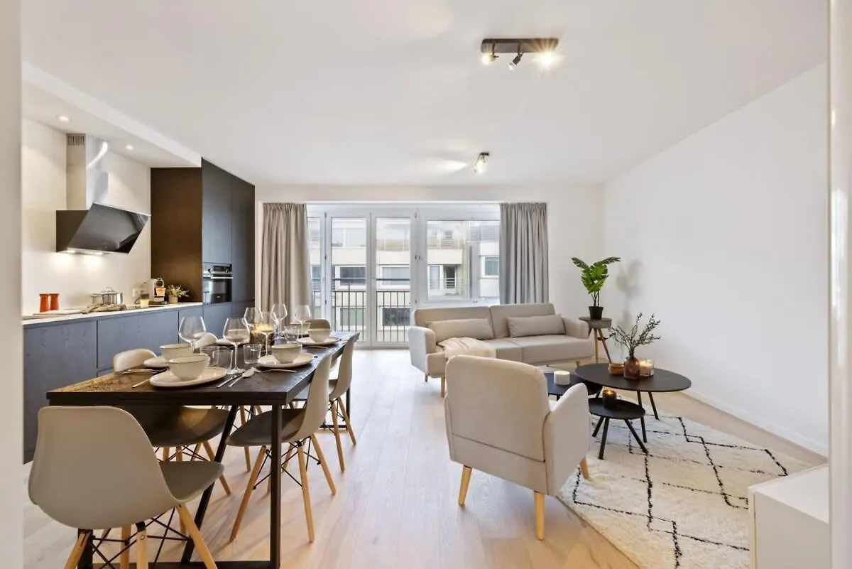Huswell - Renovated Apartment In The Heart Of Ostend location