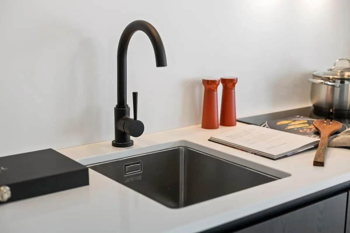 Huswell - Renovated Apartment In The Heart Of Ostend